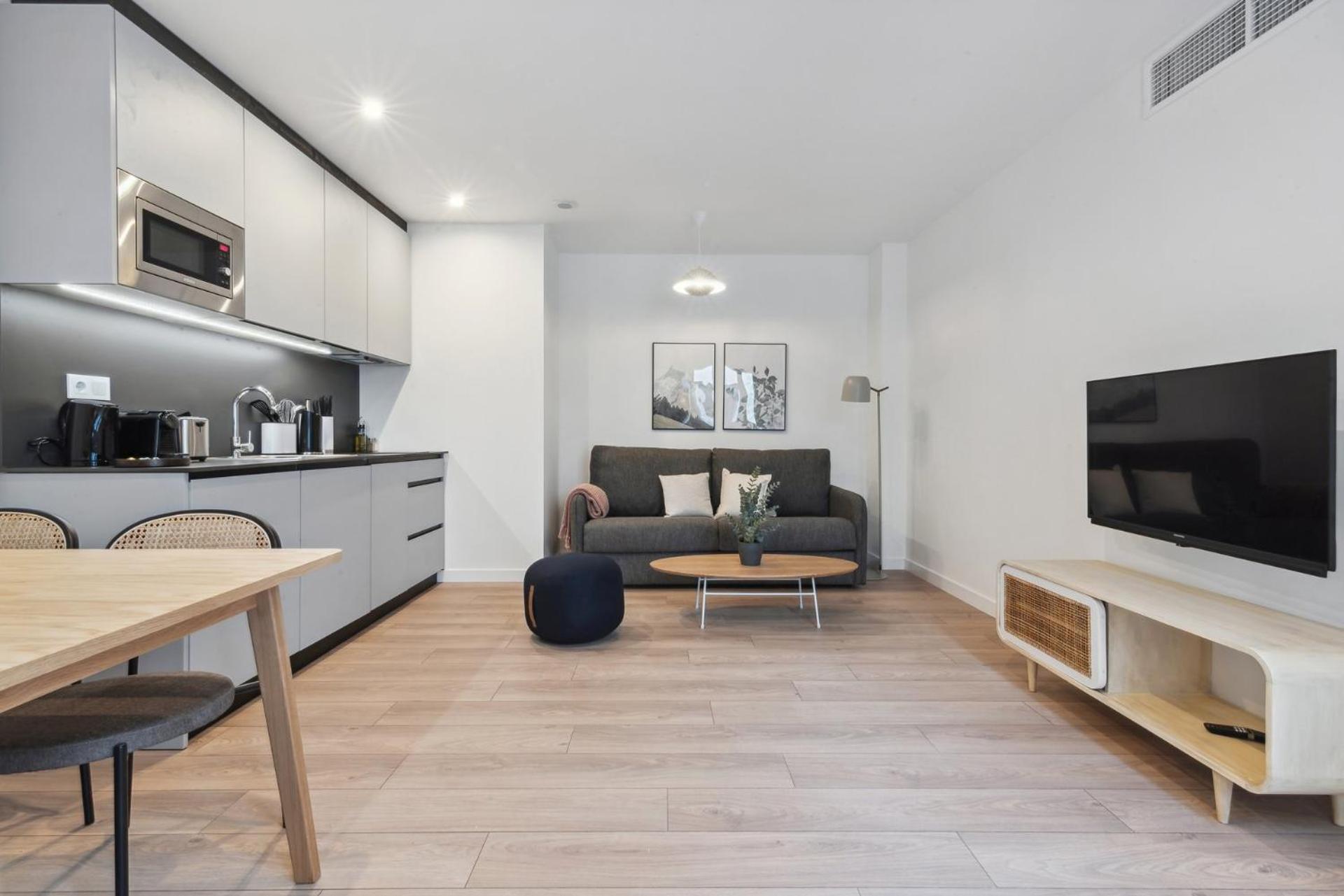 Limehome Valencia Carrer Del Pare Palau I Quer Ruang foto
