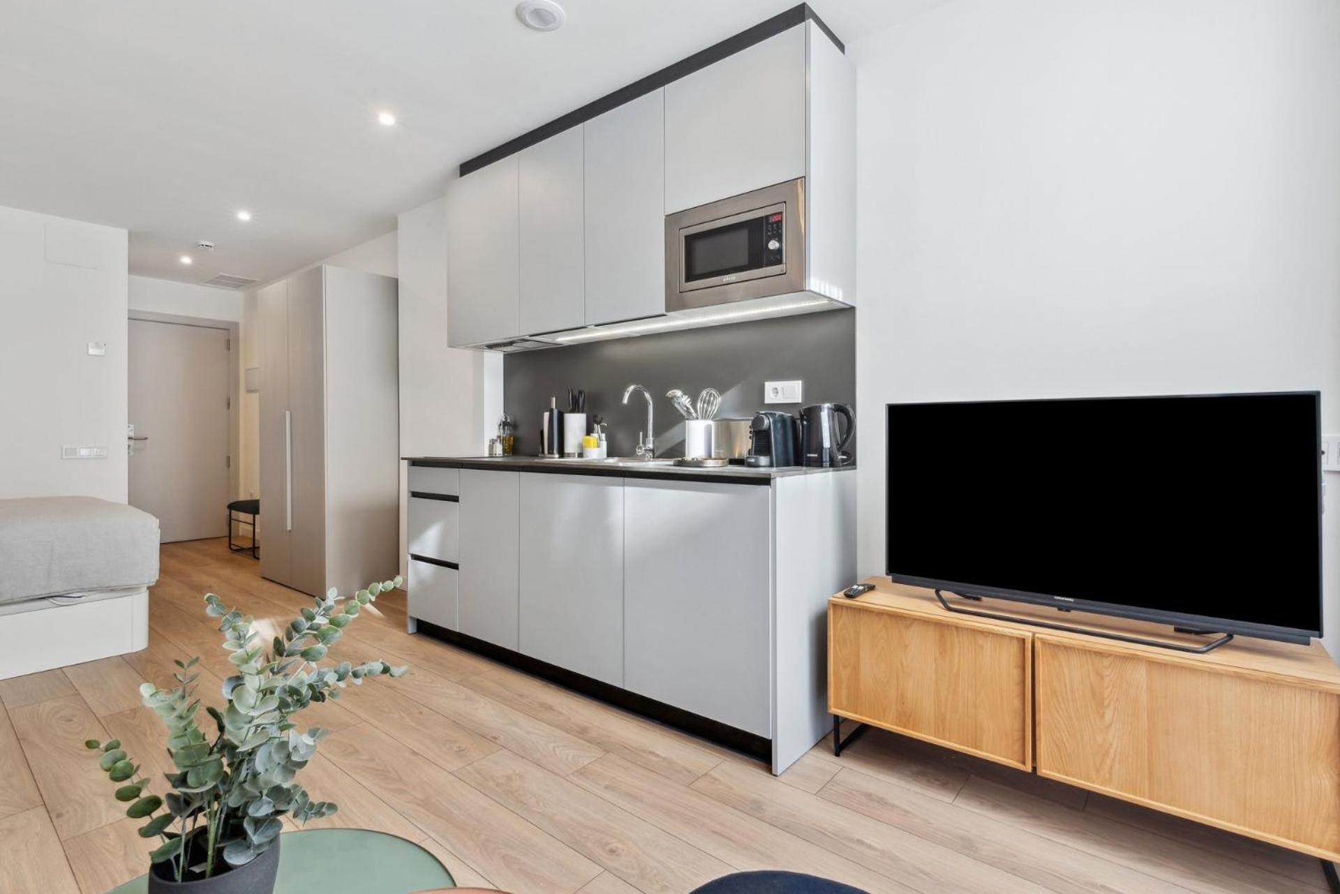 Limehome Valencia Carrer Del Pare Palau I Quer Ruang foto